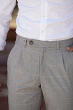 Carregar imagem no visualizador da galeria, Plaid Gray Trousers - Men Clothing | Leaders in Design &amp; Quality | Donato
